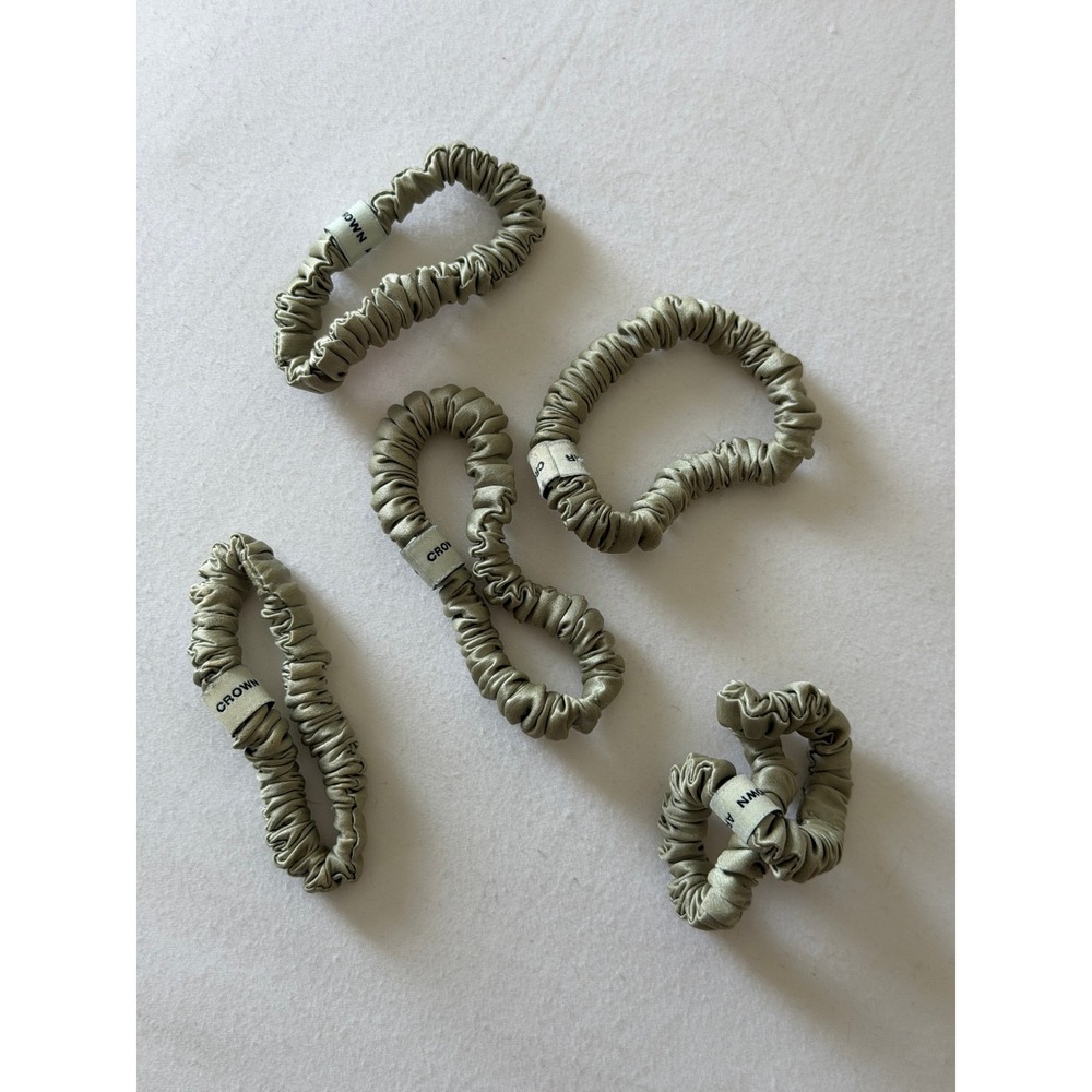 Crown Affair The Silk Scrunchie No. 001 Sage Green 5 Piece Set Hair Ties